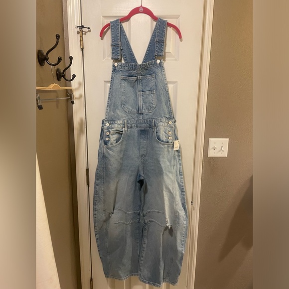 Free People We The Free Good Luck Barrel Overalls Medium Color: Going Steady NWT - Picture 4 of 6